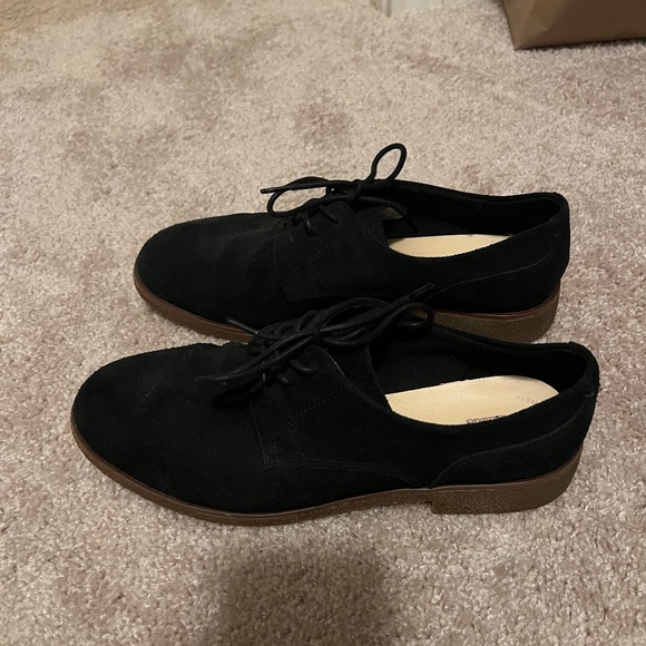 Clarks - Picture 1 of 5